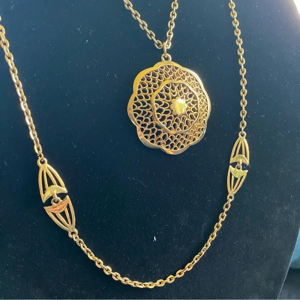 Vintage Multilayer Intricate Gold Tone Necklace with Large Pendant - Picture 6 of 16